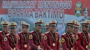Saya ingin menjadi pahlawan di negaraku ini,, saya ingin menjadi orang yag berguna bagi orang tua dan rakyat indonesia. Ingin Menjadi Taruna Taruni Akpol Perhatikan Ini Aku Pintar