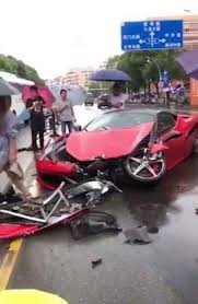 Guy in ferrari runs over cops foot. Woman Destroys Brand New Rs 4 5 Crore Ferrari Seconds After Driving It Out Of The Showroom