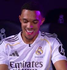 Daily reminder that Trent didn't join the Galacticos, he left them. 😭😂