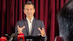 Er gilt als favorit der kanzlerpartei. Zxplqxc5ukjewm