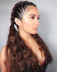 Let us know in the comment section below! 15 Modern Ways To Style Crimped Hair