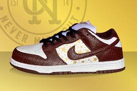 Nike sb dunk low pro homer size 9 travis scott rare 2004 supreme greatful dead. First Look At The Supreme X Nike Sb Dunk Lows Releasing In 2021 Sneaker Freaker