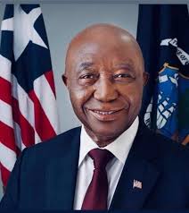 I don't think people like Edwin Snow should be senators in Liberia because  he does not know the difference between the various propositions that make  laws in Congress. Moreover, the impacts of