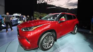 Toyota car dealers in new york. New York Auto Show Vehicle Debuts Toyota Highlander Redesigned