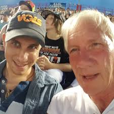 🙏 Prayers 🙏 for my Dad today ☀️ as he goes through his 3rd Surgery since  2014 .