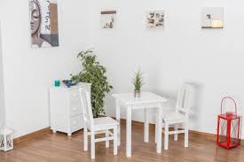 Diese modelle eignen sich für besonders kleine räume und sind auch als zusätzliche abstellfläche in der küche nutzbar. Weisser Kleiner Tisch