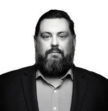 Robert Dulak's Instagram, Twitter & Facebook