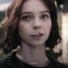 Emma Myers en Spider Gwen: Edits y Fotos