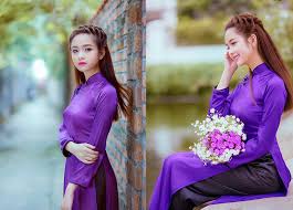 Image result for thang 3 hoa Hue áo dài tím images