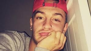 Search for Lake Macquarie man Luke Smith scaled back after boat capsize