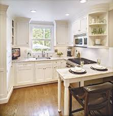 Read blog post about 43 kitchen with a peninsula design ideas & check out the best design ideas! Small Square Kitchen Design Ideas For Worthy Ideas About Square Kitchen Layout On Photo Square Kitchen Layout Kitchen Layout Peninsula Kitchen Design