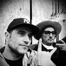 michel123brown Que gusto volvernos a ver bellezas @leonlarregui  @sergioacostarussek @sanchezdub #frindsdeesosdehaceaños 🎸🎤🥁🎹  rockkkkkk!!! #zoe