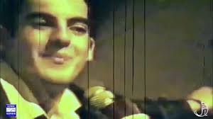 JESSE JAMES CALLE DE CRISTAL 1989 MOLIENDO CAFÉ