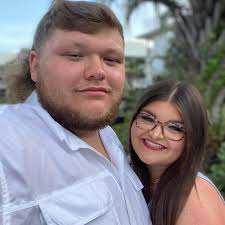 Jarrett Burke (@burketvjarrett) • Instagram photos and videos