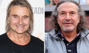 José María y Nacho Cano se reencuentran en el duelo familiar por la muerte  de su padre