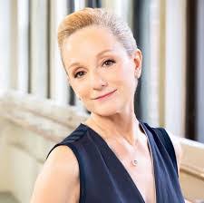 Darla Hoover's Instagram, Twitter & Facebook