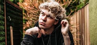 So if you want to tell your girlfriend that you can fulfill all her dream. 31 Best Sweet Pick Up Lines Make Her Fall For You