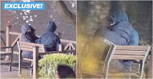 In revenge, ryu jun yeol wrote the same comment on one of hyeri's instagram photos, where she is dressed up as audrey hepburn. Ryu Jun Yeol And Hyeri Are Dating Celebrity News Gossip Onehallyu