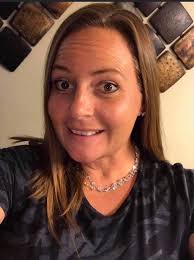 Need some help picking out the perfect jewelry for your face type? Here's  some advice! Comment below with what you think works for you! But, I  honestly believe anything you like will