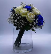 Des milliers de nouvelles images de grande qualité ajoutées chaque jour. Azur Roses Producteur De Fleurs Fraiches Dans Le Var 06 18 30 79 06