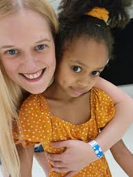 Anyones toddler girl wont let them touch their hair at all? I see all these  cute girls hair styles and my 2 1/2 year old will fully SCREAM i mean high  pitch