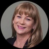 Cindy Wyant's Instagram, Twitter & Facebook