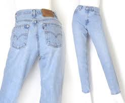 Size 6 7 L 90s Levis 550 High Waisted Mom Jeans Vintage Etsy Relaxed Fit Jeans Women High Waisted Mom Jeans Mom Jeans
