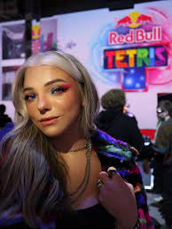 Stef Sanjati (@stefsanjati) • Facebook