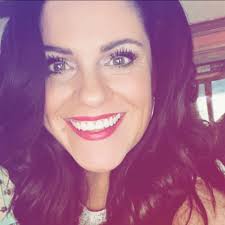 Loving your Lashes, Hair, and Skin with Janey