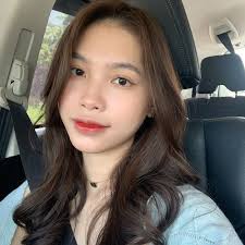 Xin Ye Lee (@lee.xinye) • Threads, Say more