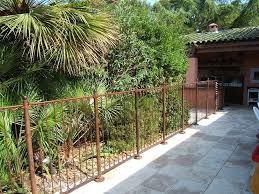 barriere de piscine provencale en fer forge plein barriere piscine barriere exterieur barriere terrasse