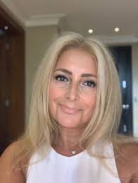 Overcoming People Pleasing and Conflict with Nicole