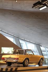 Safety First Let S Talk About Safety The Mercedes 230 Sl Was The World S First Sports Car With A Sturdy Passenger Cell And Cr Belle Voiture Mercedes Voiture