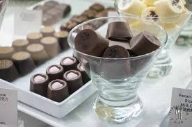 Gold price is updated at sunday 09 may 2021, 12:00 pm, gmt gold prices per gram are converted from usd to malaysian ringgit according to the latest exchange. Godiva Malaysia Is Offerings Soft Serve And Chocolixir