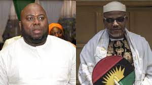 Nnamdi okwu kanu (25 eylül 1967 doğumlu), nijeryalı bir i̇ngiliz biafra siyasi aktivistidir. Biafra Struggle How Nnamdi Kanu Asari Dokubo Fell Out News And Gossip