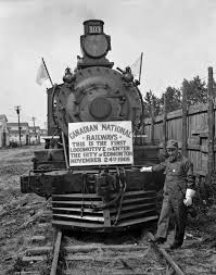 Canadian National Railways 1905 First Train To Enter Edmonton Alberta Under The Cnr Banner Originally The Gr Canadian National Railway Old Trains Edmonton