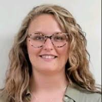 Miranda Napier's Instagram, Twitter & Facebook