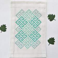 More difficult patterns can be found at at estainedglass patterns. Lindisfarne Celtic Geometry Cross Stitch Pattern Celtic Cross Stitch Cross Stitch Geometric Cross Stitch Patterns