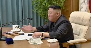 North koreans are worried about kim jong un's recent weight loss, with one citizen describing him as 'emaciated', on a state tv broadcast. Kim Jong Un Looks Thinner And Intelligence Agencies Are Likely Paying Attention Nk News