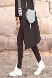 Black And White Striped Converse High Tops Https Encrypted Tbn0 Gstatic Com Images Q Tbn 3aand9gcqqvnsyvhwdb6pnc1u0n7nh40erlacfxmdozw Usqp Cau