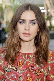 Blonde and brown are two hues that compliment each other very well and aren't too accessible. 8 Stunning Golden Brown Hair Ideas Loved By Celebrities