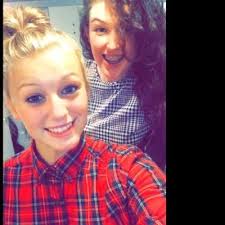 Annie Nicol's Instagram, Twitter & Facebook