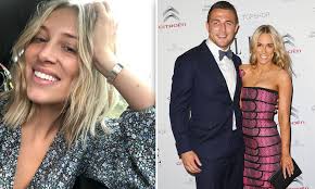 Sam burgess on wn network delivers the latest videos and editable pages for news & events, including entertainment, music, sports, science and more, sign up and share your playlists. Sam Burgess And Phoebe Finalise Their Divorce As She Receives 70 Per Cent Of Their Marital Wealth Daily Mail Online