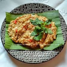 Apalagi di akhir bulan, cucok dek masak spt ini, beli sekilo lebih ikan tongkol segar harga. Ragam Sambal Dari Jawa Timur Yang Bikin Air Liur Mengucur