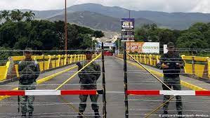 Border Closures Spark Crisis Between Colombia And Venezuela News Dw 30 08 2015