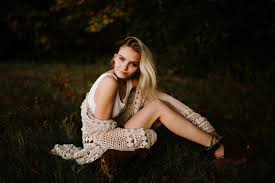 Lifestyle and fashion photography in the joshua tree desert. Portland Portrait Photographer Katy Weaver Photography