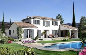 Castellet Genoise Est Une Maison Provencale Entierement Personnalisable Alliant Confort Economie Estheti Maison Provencale Plan Maison Maison Traditionnelle