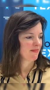 Politics at Thanksgiving dinner doesn’t have to be a fight. (Save that for  the cranberry sauce.)