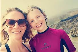 I sleep for 4 hours a night and live in a fog of tiredness': Insomniacs  reveal their sleep stories