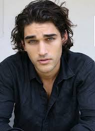 josh heuston : r/ACOTARHulu